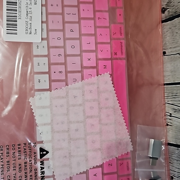 MacBook air 13.6 hard shell case - Picture 3 of 5